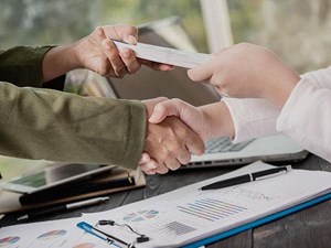 Cómo reclamar microcréditos abusivos en España y recuperar tu dinero en 2026